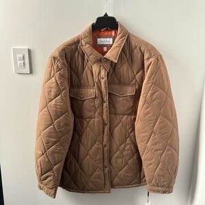 NWT men’s Calvin Klein quilted shirt shacket in tan. Size XXL